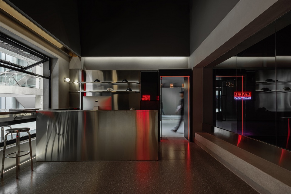 level dance china by yan ji design