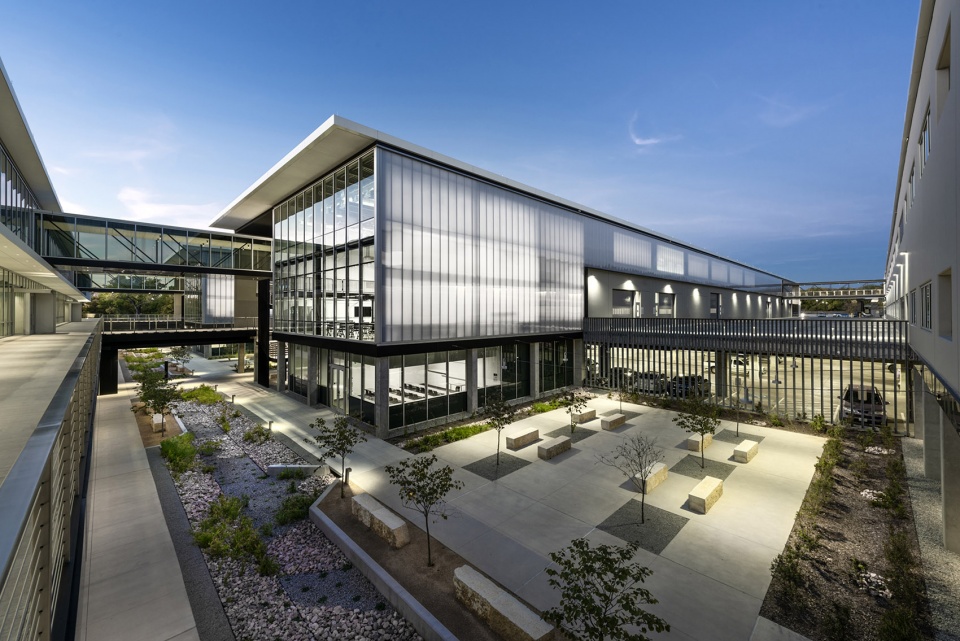 collin college technical campus texas by perkinswill