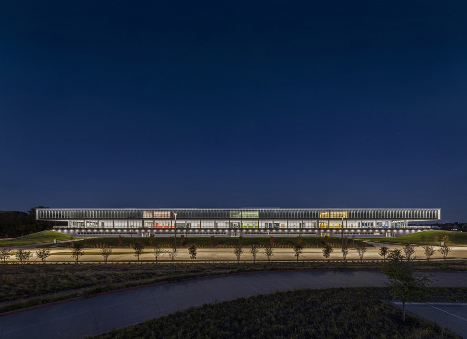 collin college technical campus texas by perkinswill