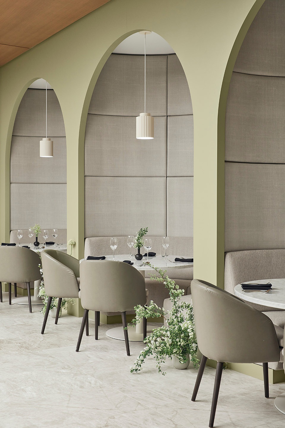 marriott chateau champlain hotel by sid lee architecture