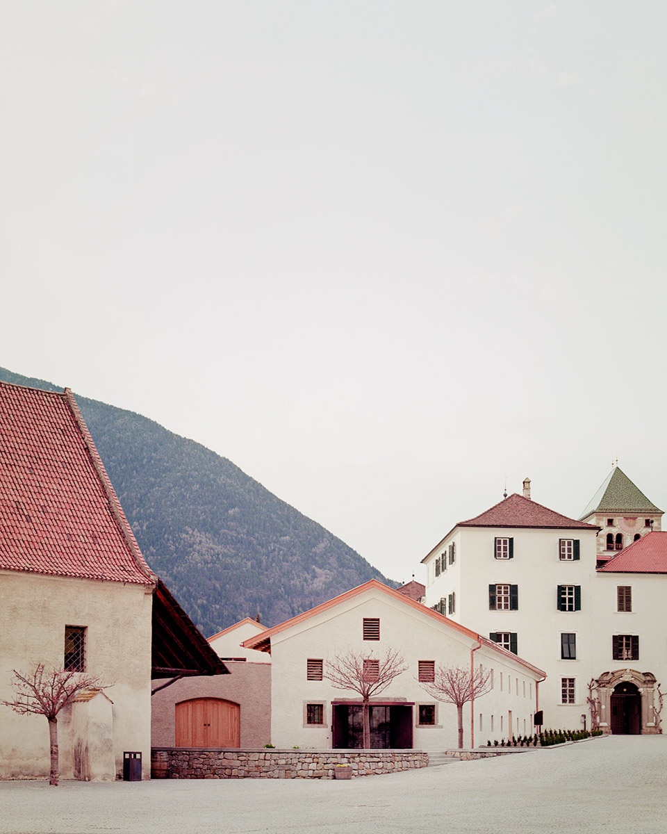 novacella abbey museum addition by modusarchitects