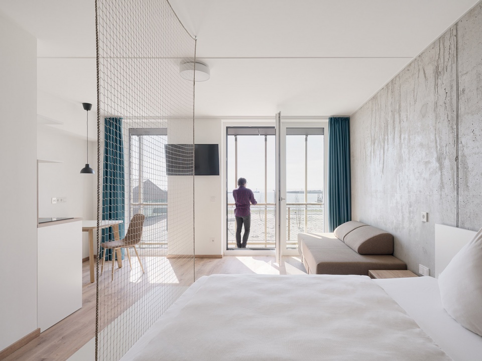 410 OFFSHORE BORKUM by Delugan Meissl Associated Architects