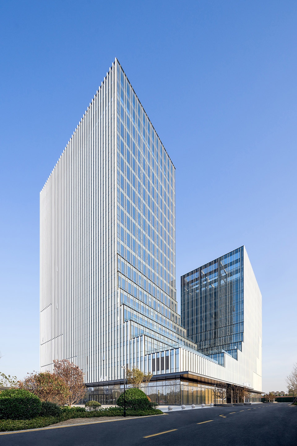 Haier International Plaza Phase I China by DC Alliance