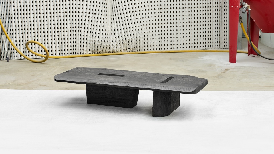 essential by viewport studio