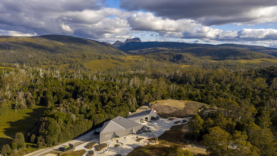 CRADLE MOUNTAIN VISITOR CENTRE by Cumulus