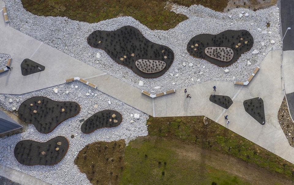 CRADLE MOUNTAIN VISITOR CENTRE by Cumulus