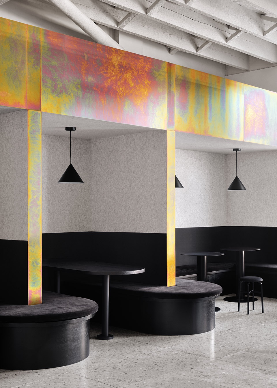 SPACIAL office space by IVY STUDIO INC