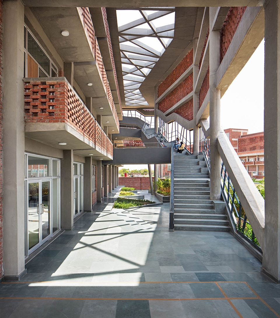 st andrews institute of technology and management girls hostel block by zero energy design lab