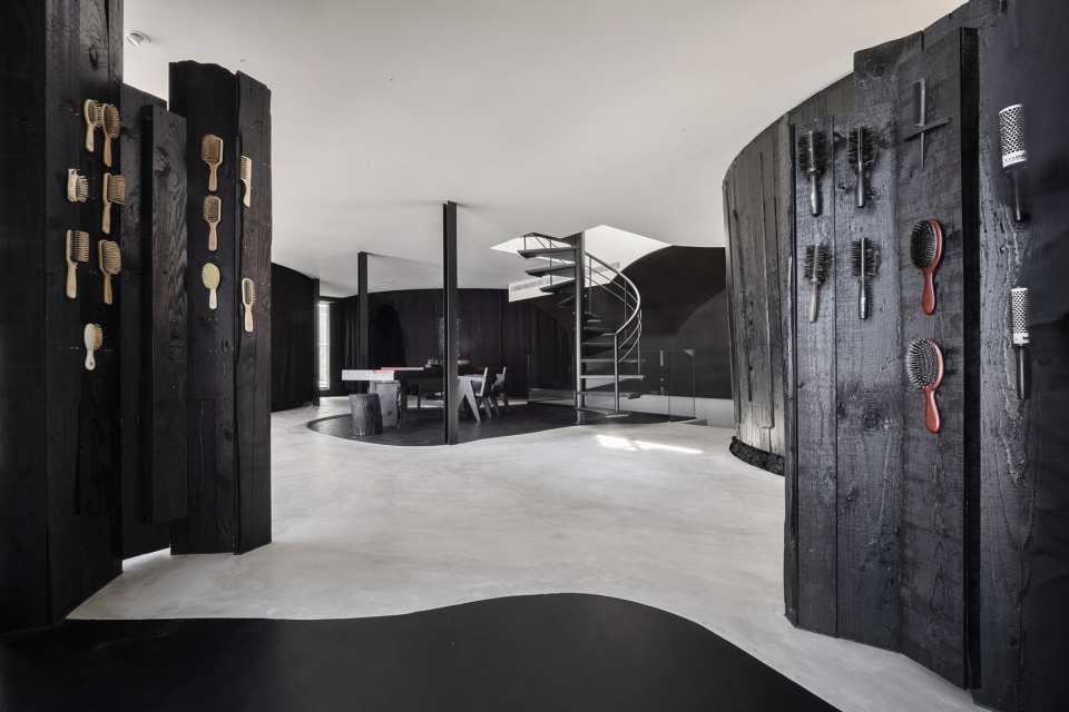Carbon Field juliArt by Waterfrom Design