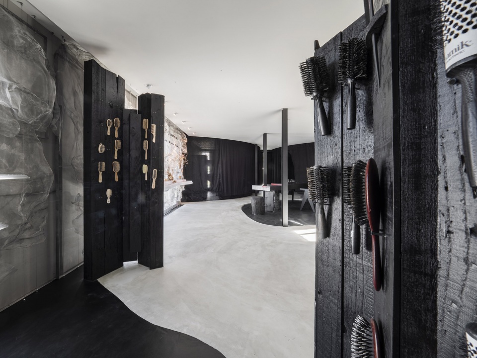 Carbon Field juliArt by Waterfrom Design