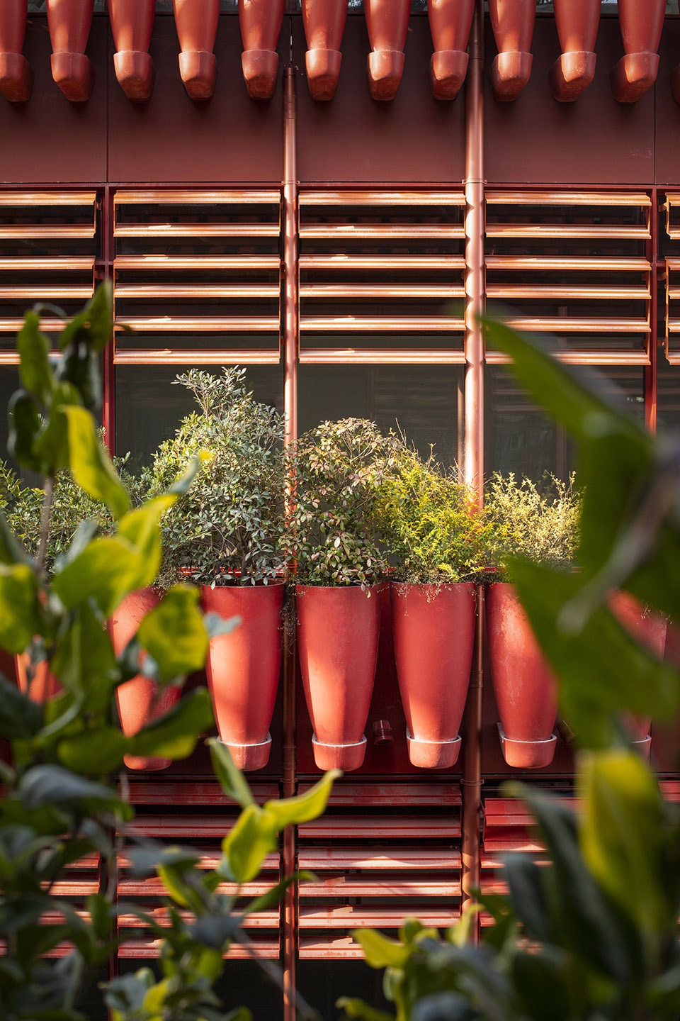 landscape architectural and living facade design for the roof by aspect studios