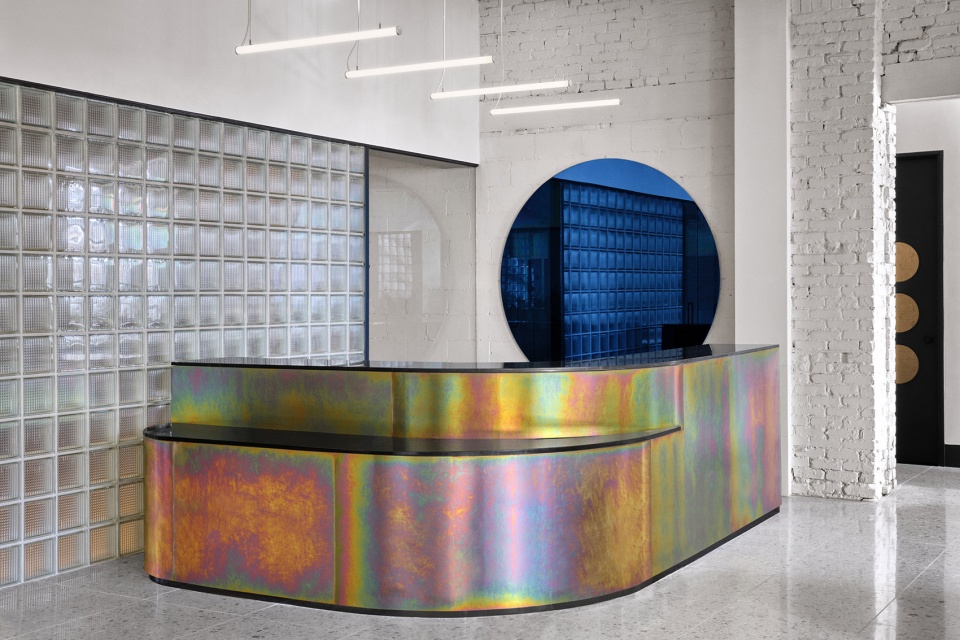 SPACIAL office space by IVY STUDIO INC