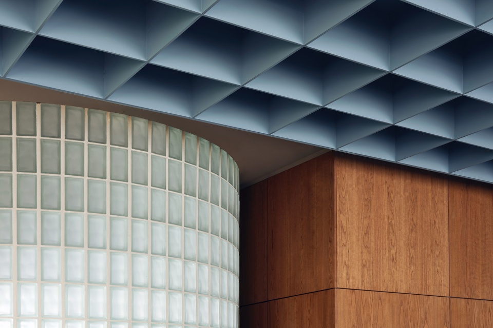 maido sushi restaurant by child studio