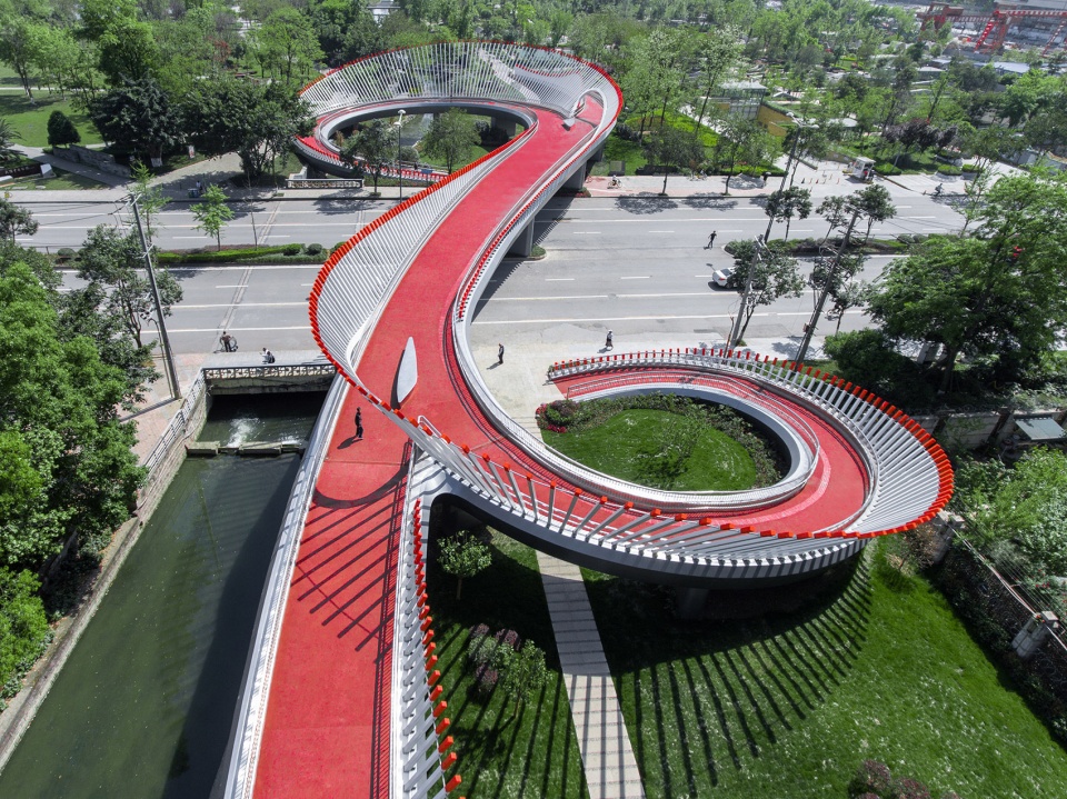 gooood archive footbridge