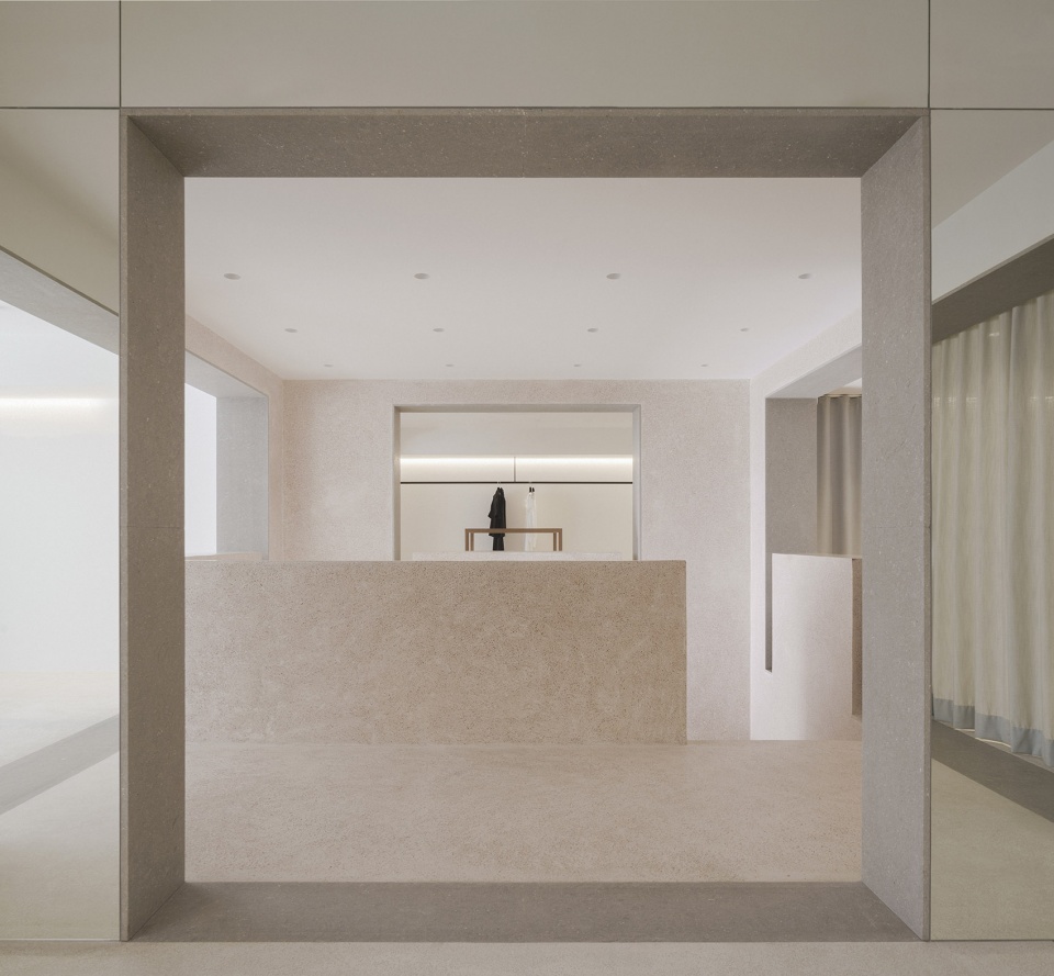 pau flagship store by estudio diir