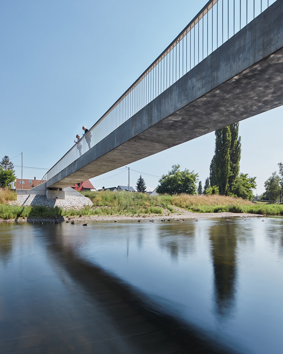 gooood archive footbridge