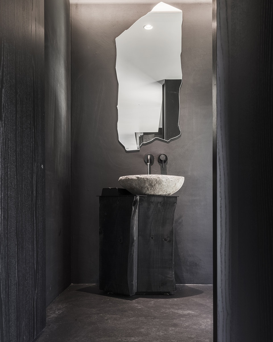 Carbon Field juliArt by Waterfrom Design