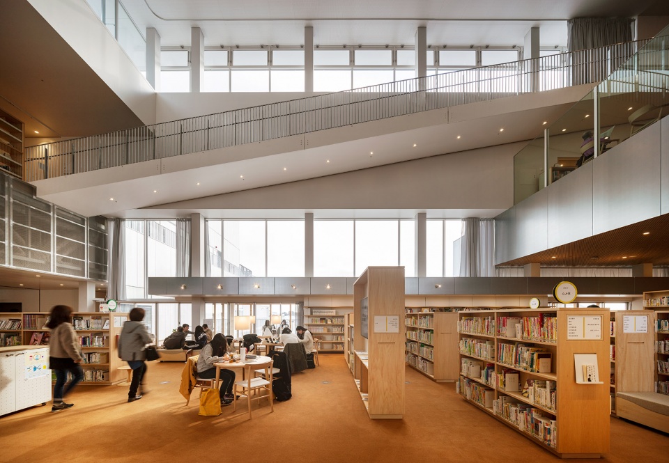 Sukagawa Community Center Unemori Architects