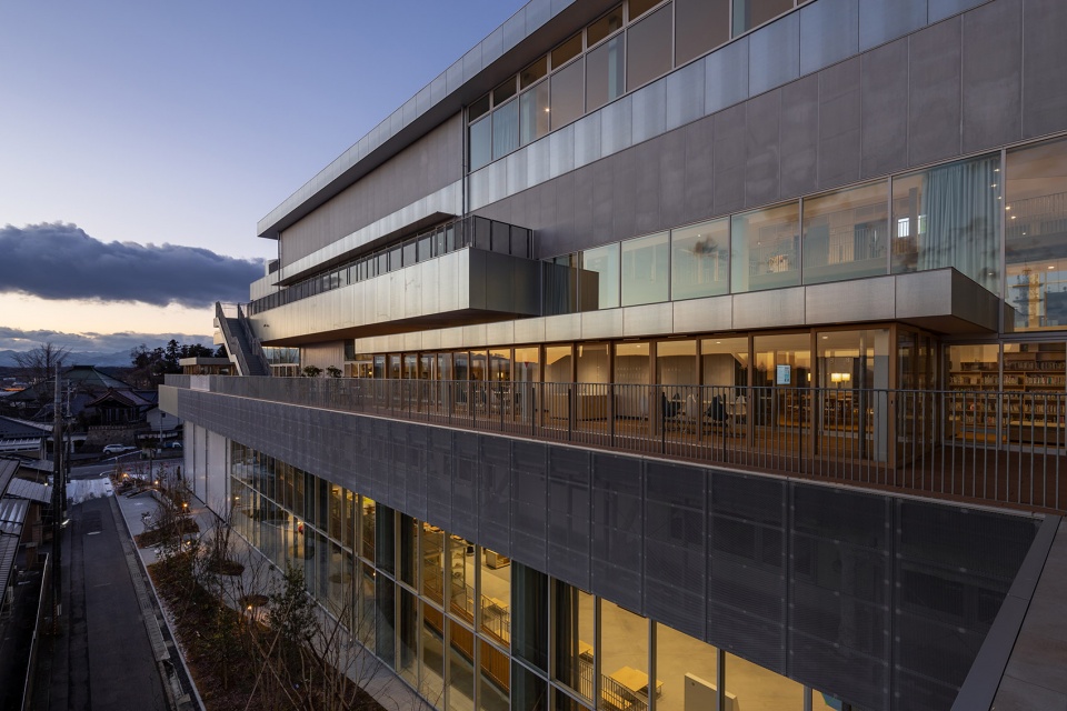 Sukagawa Community Center Unemori Architects