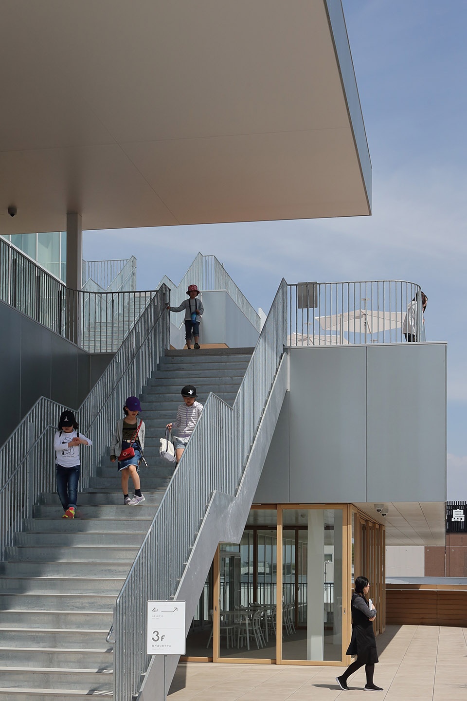 Sukagawa Community Center Unemori Architects