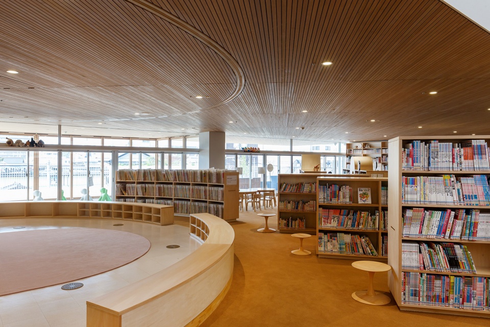 Sukagawa Community Center Unemori Architects
