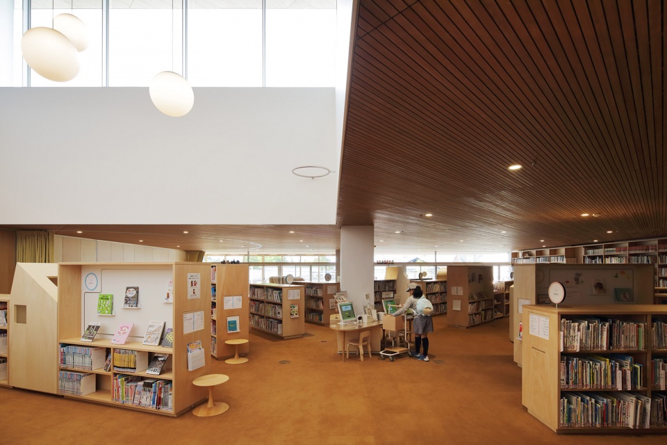 Sukagawa Community Center Unemori Architects