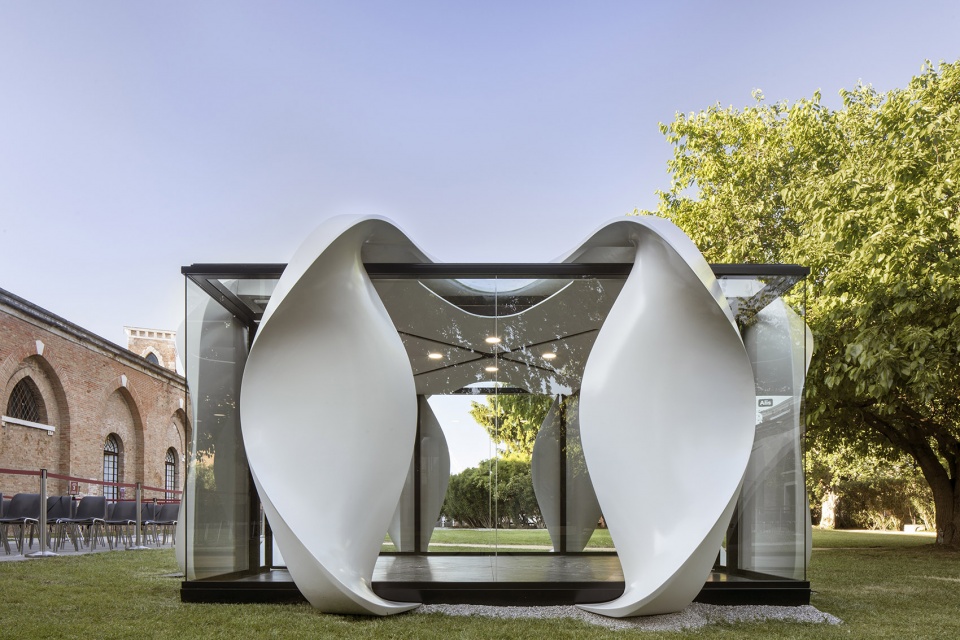 alis meeting pod italy by zaha hadid architects