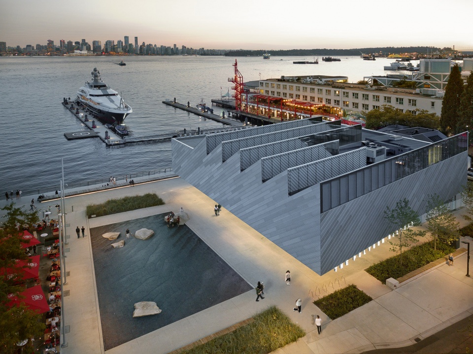 Polygon Gallery by Patkau Architects