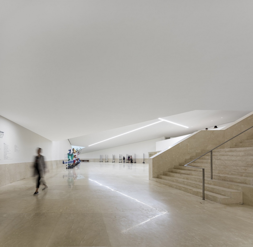 china design museum of bauhaus collection by alvaro siza carlos castanheira