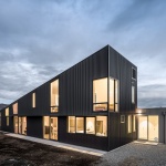 瓦纳卡楔形住宅，新西兰 / Actual Architecture