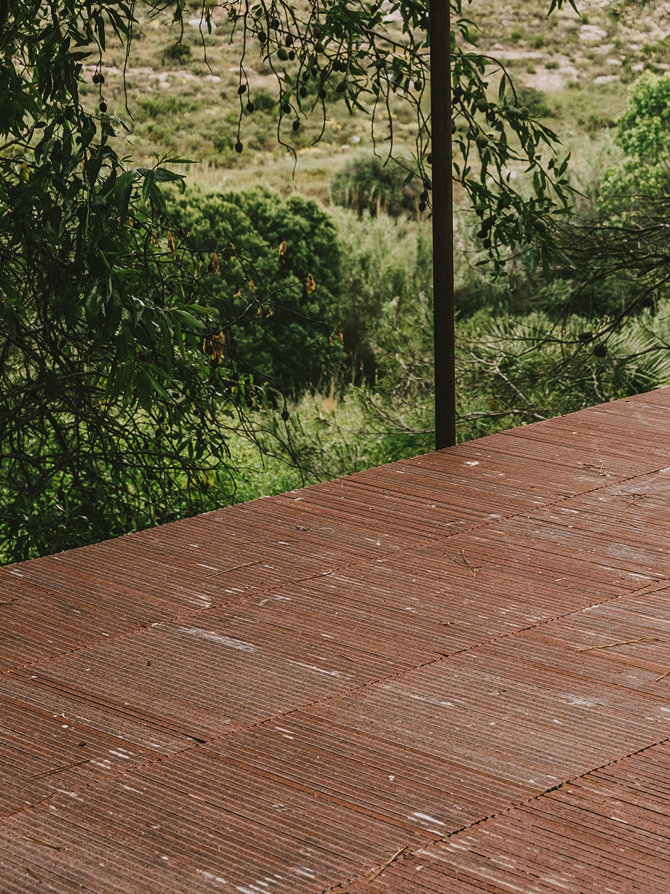 Promenade in rural environment by BONA FIDE TALLER