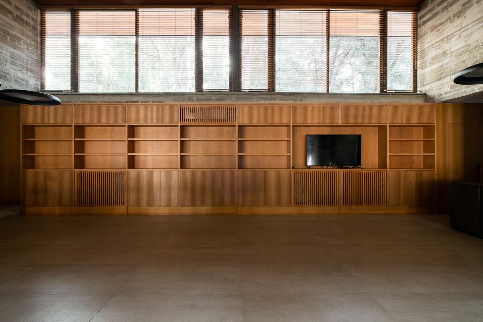 house in molvento by tectum arquitectura
