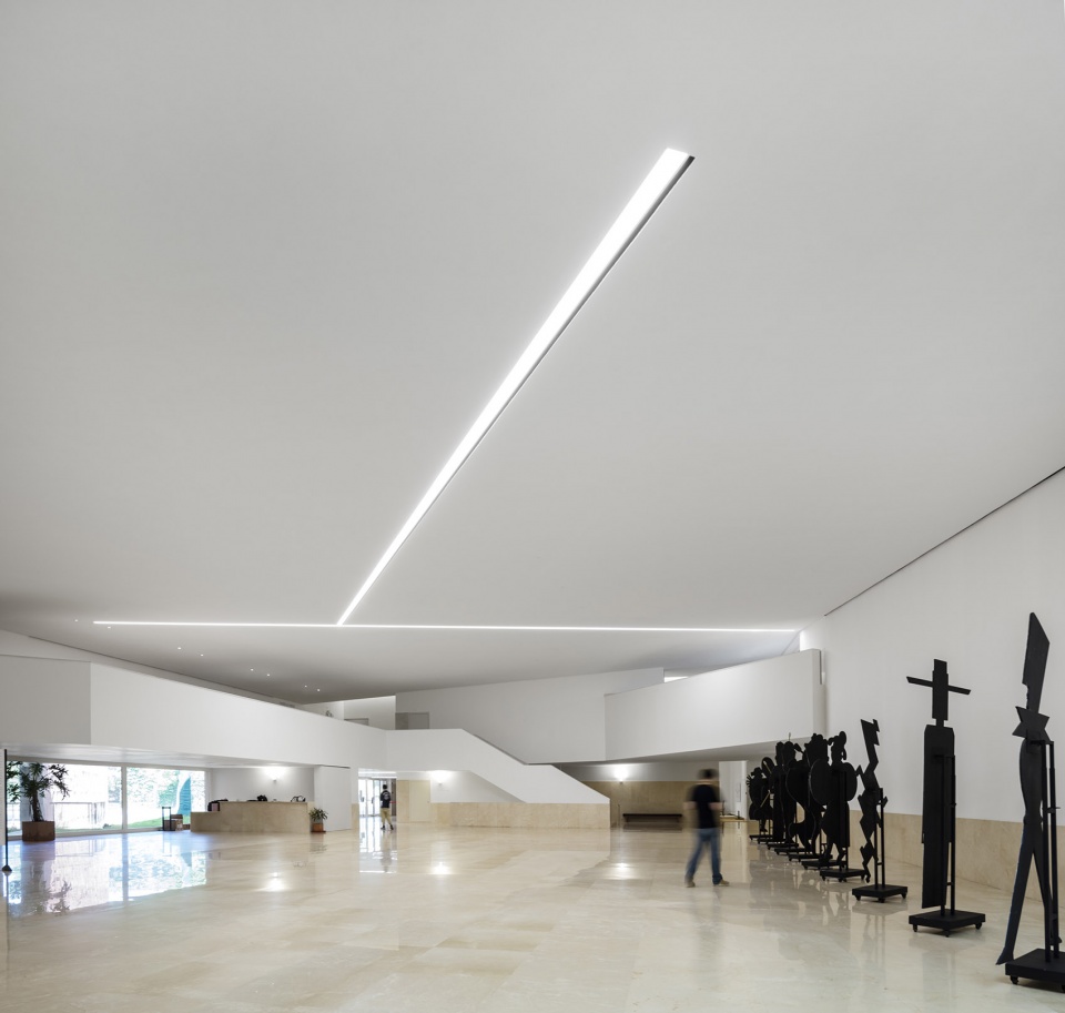 china design museum of bauhaus collection by alvaro siza carlos castanheira