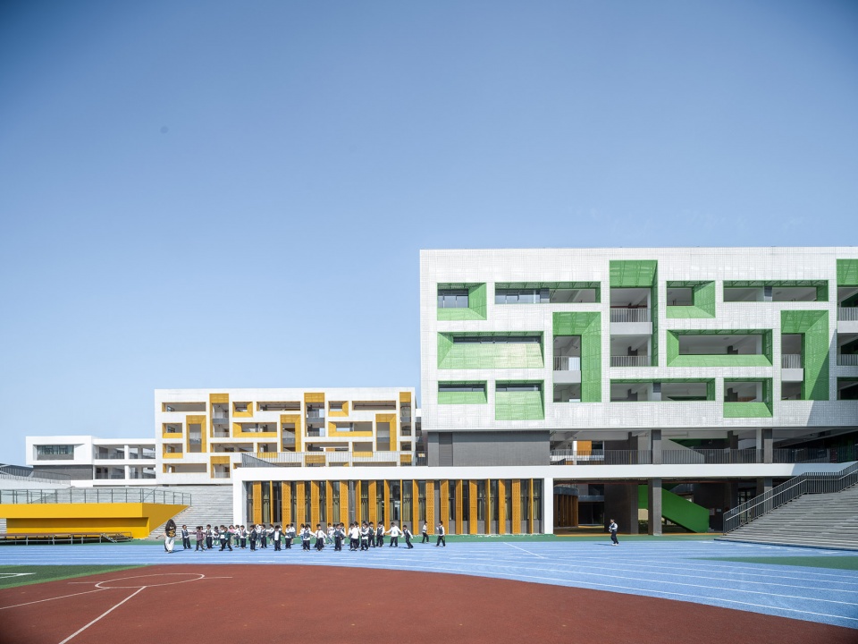 Yuewang Primary School in Yuancheng District by Tao Zhi Studio