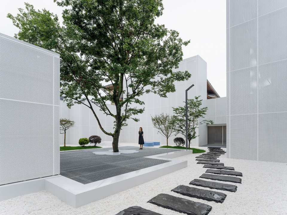 books in clouds china by wutopia lab
