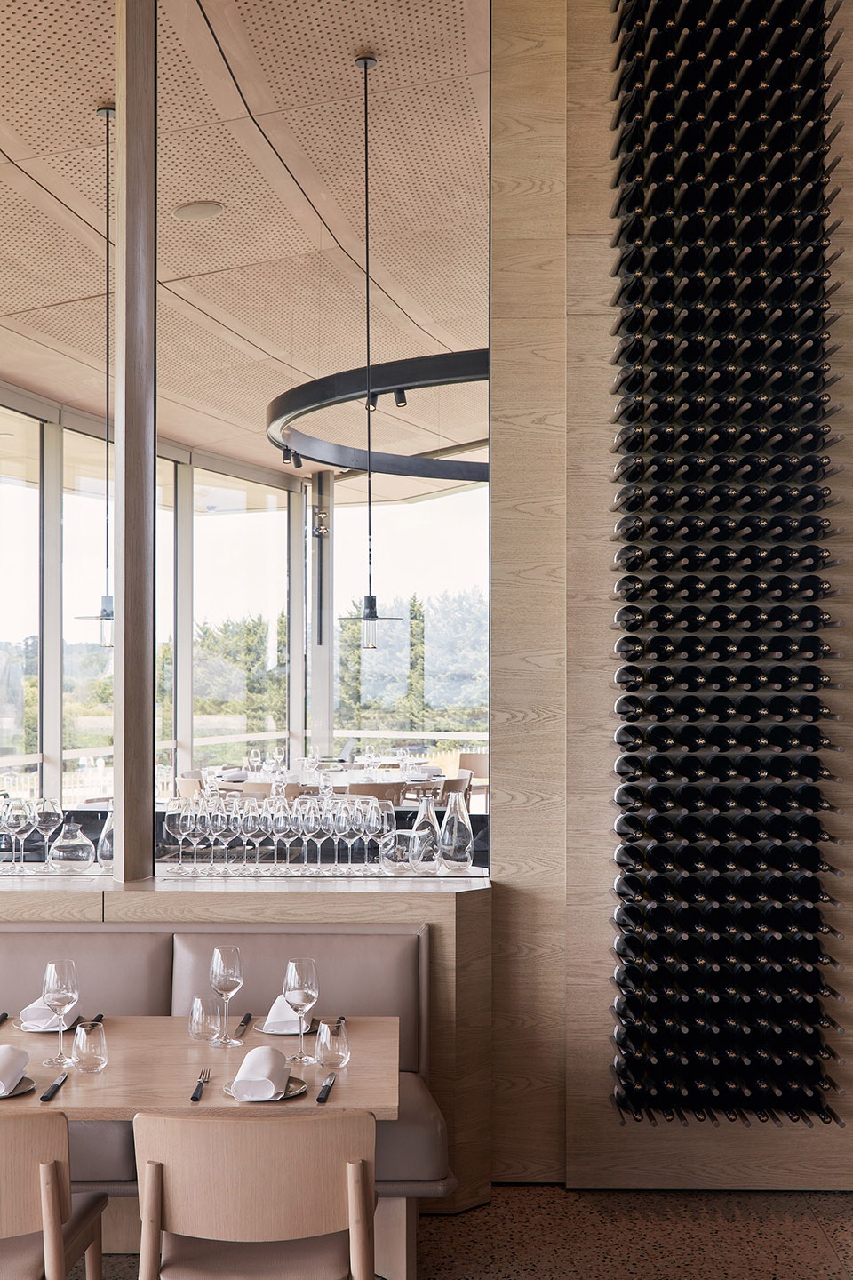 Pt Leo Estate Winery by Jolson Architecture and Interiors 拷贝