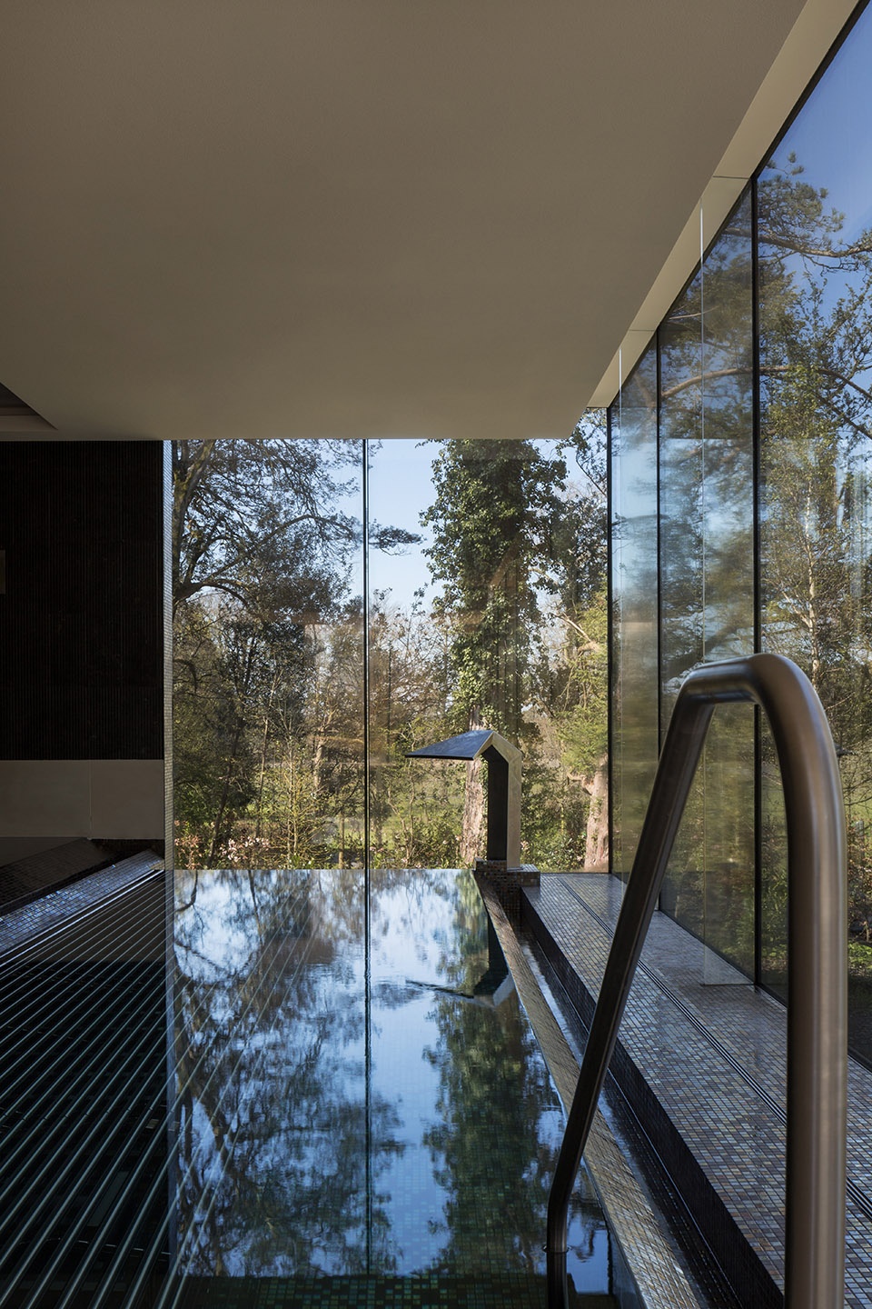 the padel club by healy partners architects