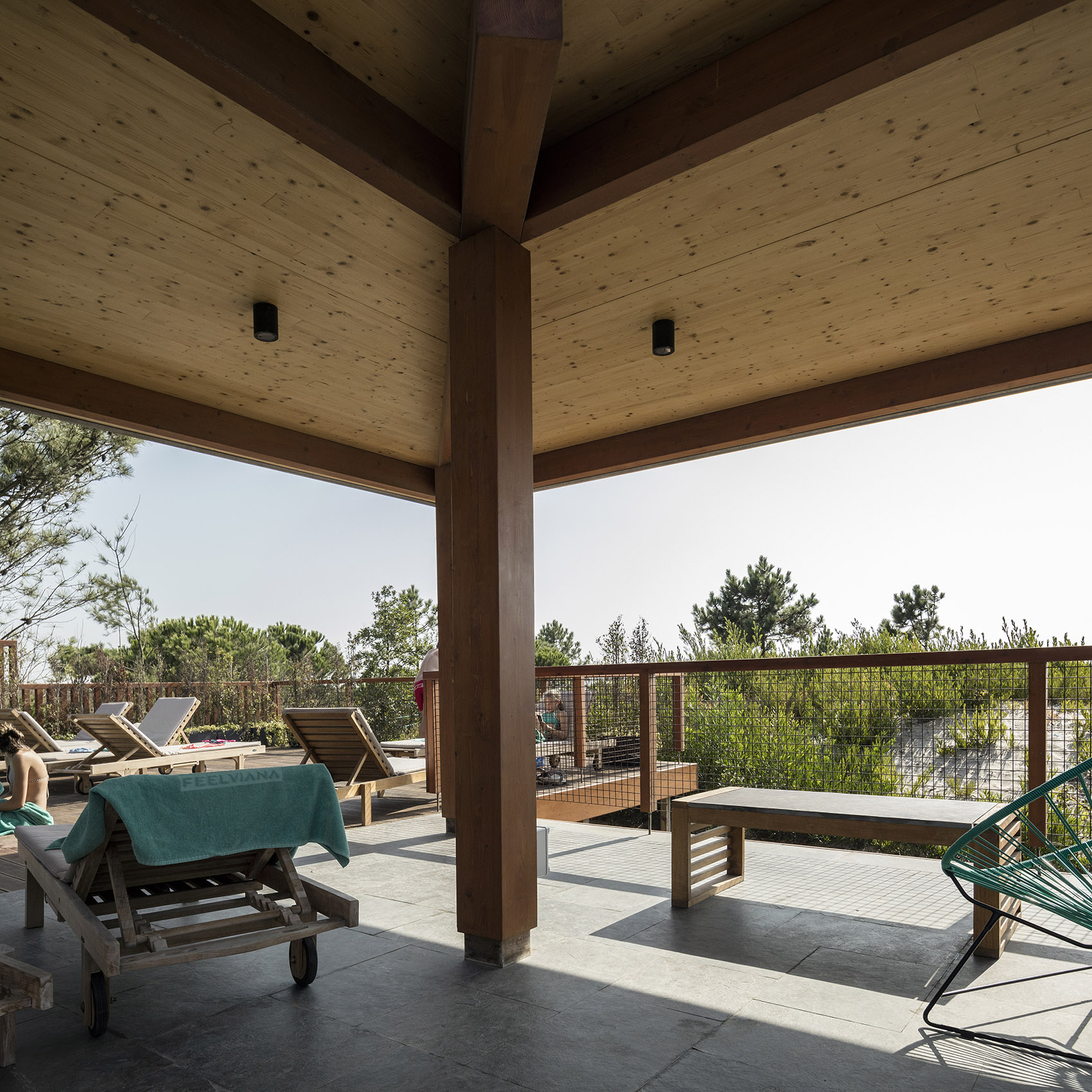 hotel feelviana by carlos castanheira