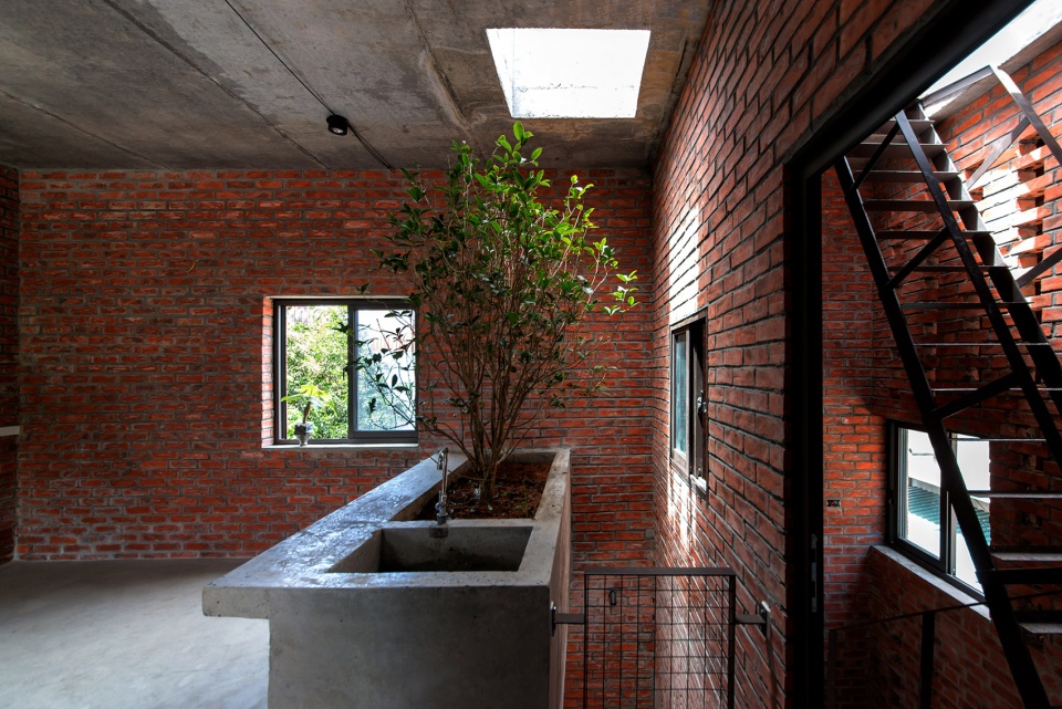 AGRINESTURE by H P Architects