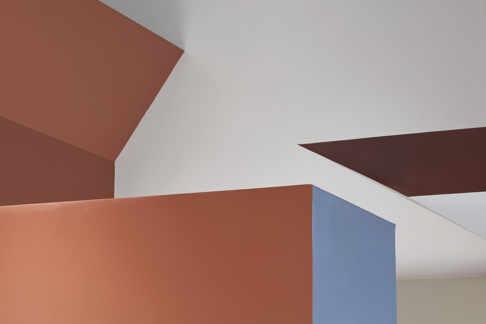 kaza furniture showroom by baranowitz goldberg architect