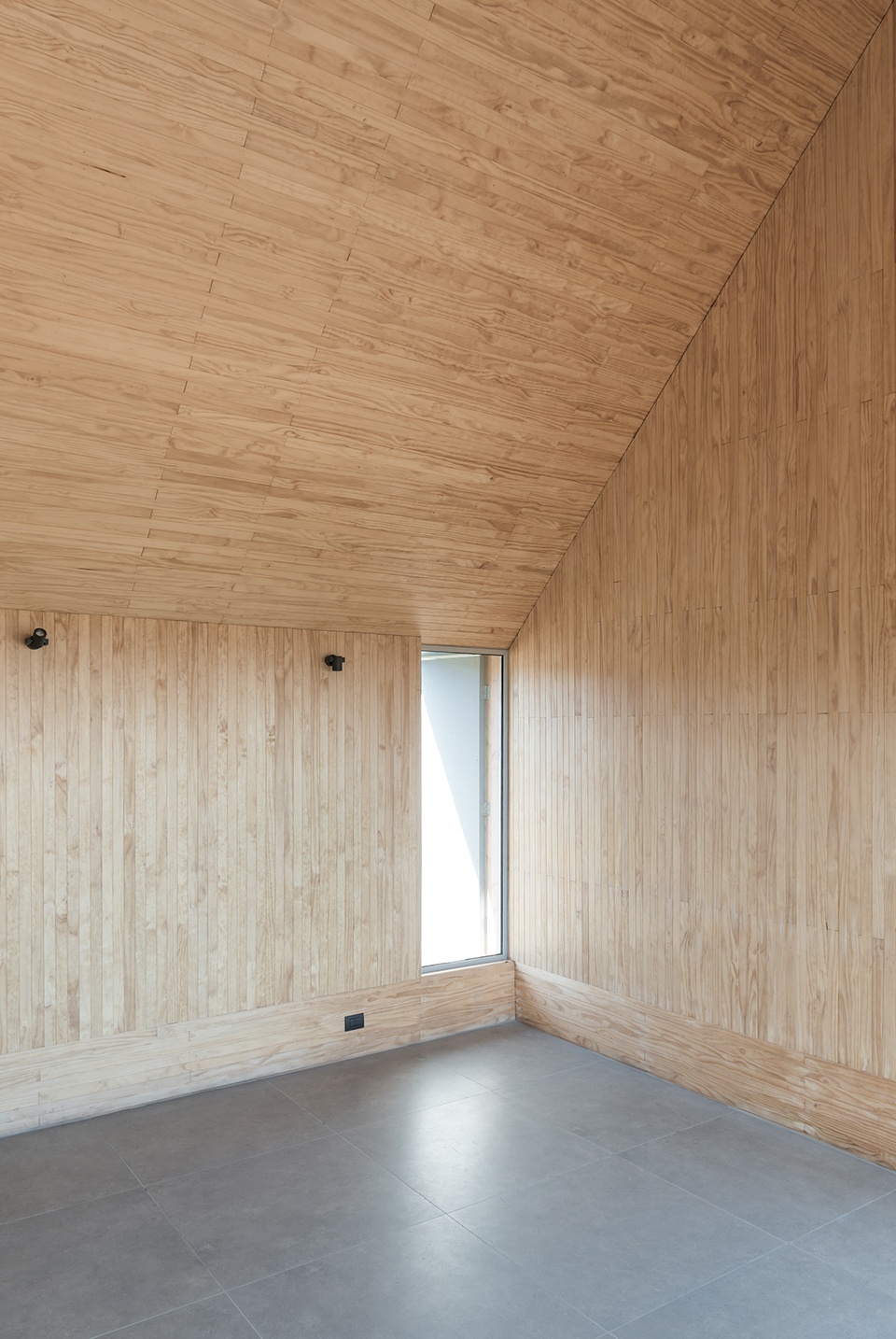 sp house by rodrigo valenzuela jerez