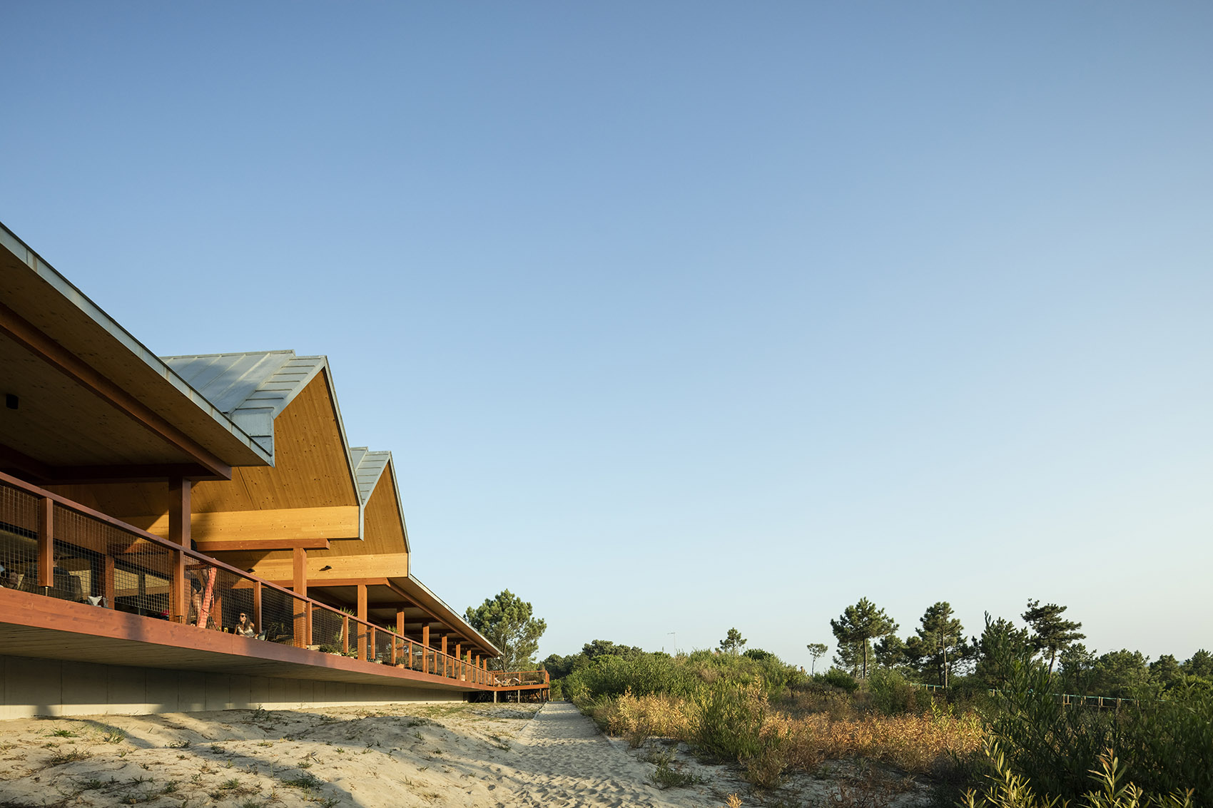 hotel feelviana by carlos castanheira