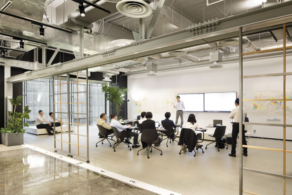 design of the innovation center in the new experiment building at ihis yokohama office by nikken sekkei