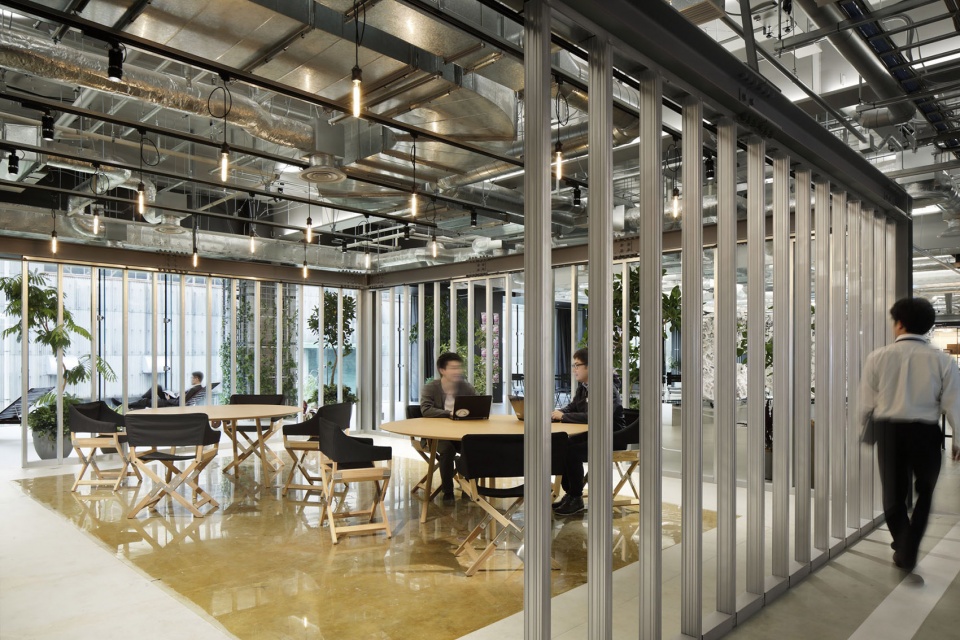 design of the innovation center in the new experiment building at ihis yokohama office by nikken sekkei