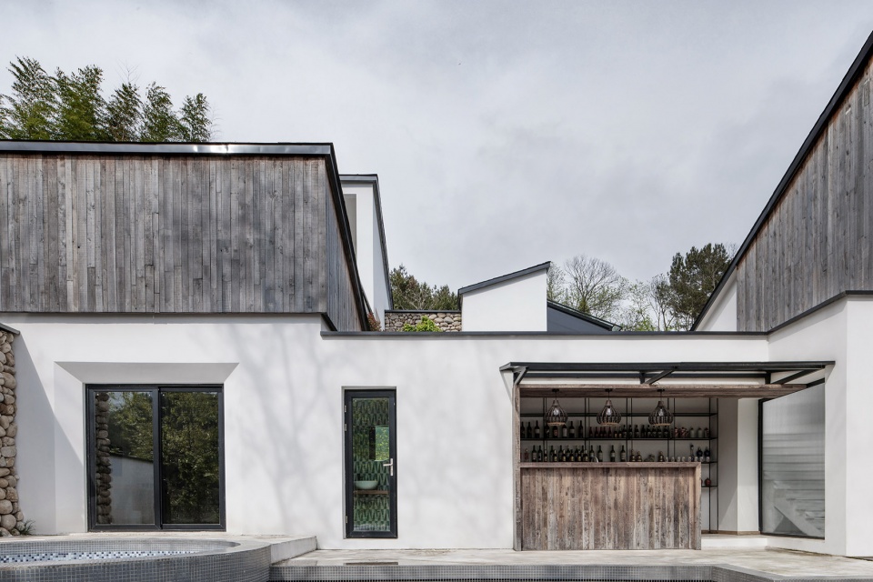 Cloudy Courtyard China by One Take Architects