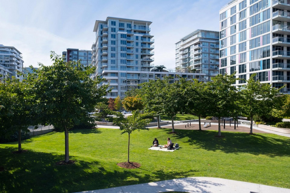 ketcheson neighbourhood park canada by pwl partnership landscape architects