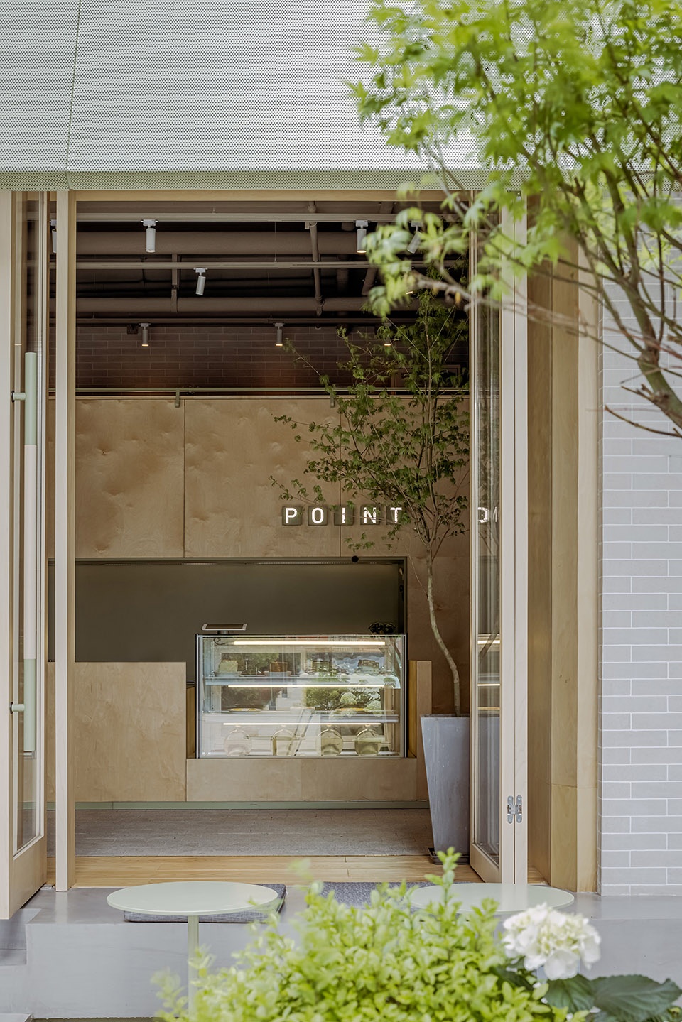 point tea china by triostudio