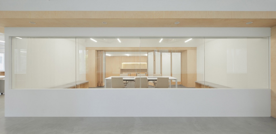short sentence shanghai by woodo studio