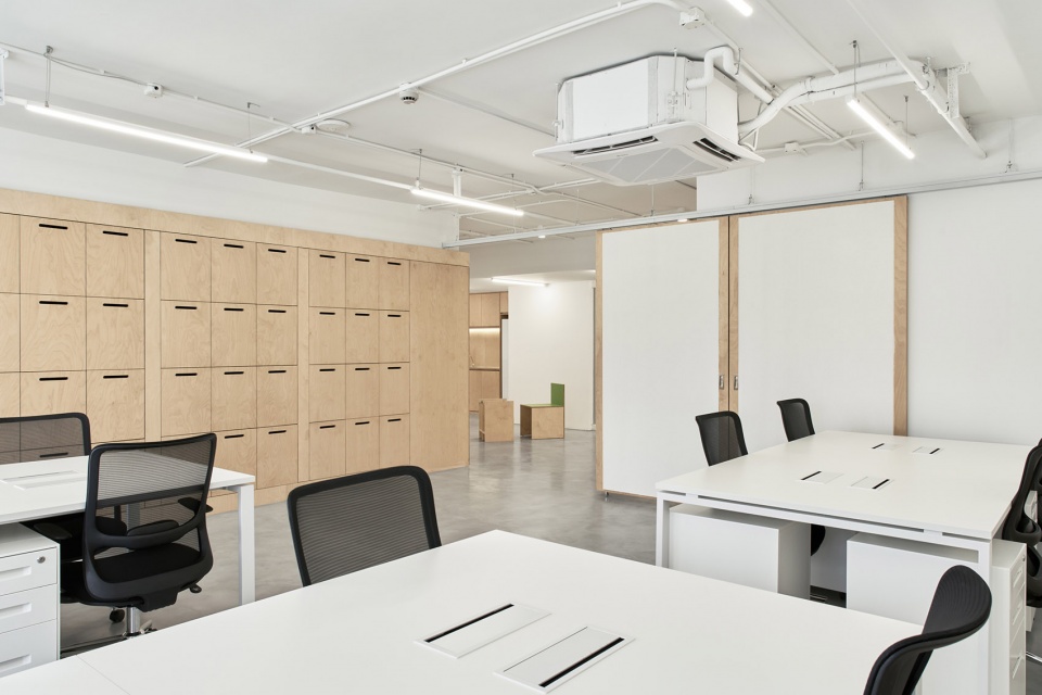 short sentence shanghai by woodo studio