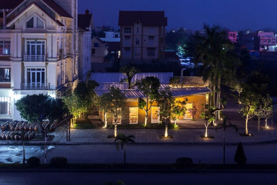 be friendly space vietnam by hp architects